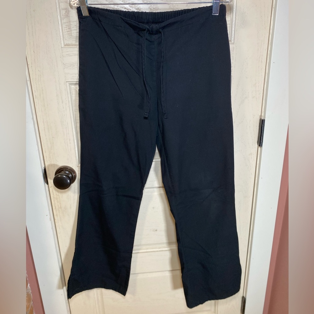 Bundle Of Women’s Cherokee Scrub Pants - Picture 3 of 3